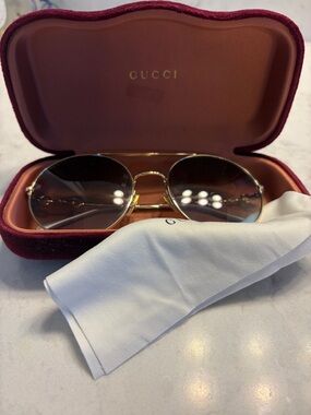 Authentic Gucci Round Ombré Sunglasses- Full Set